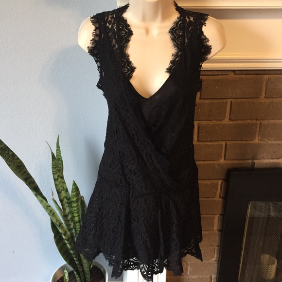 ♥️Sold on Ⓜ️♥️🎉HP🎉NWT Free People lace dress - Picture 6 of 8